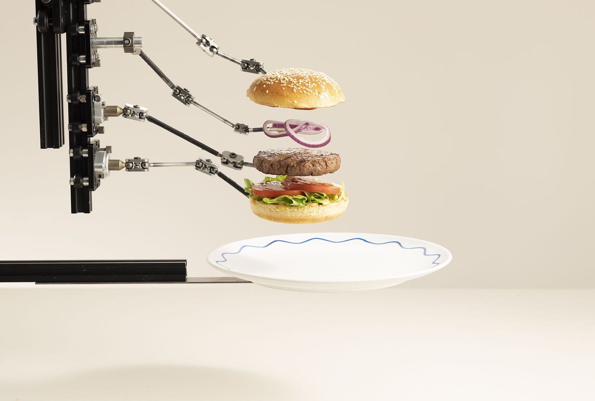 Burger with rigging visible